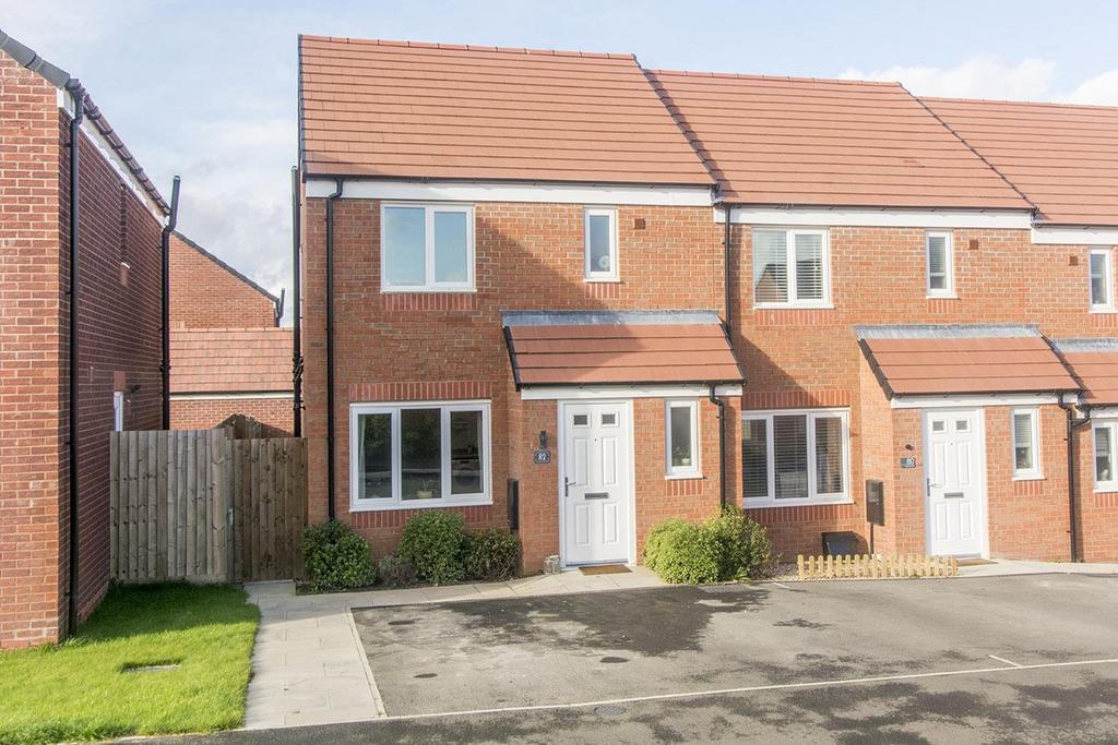 Tigers Road, Fleckney 3 bed end of terrace house for sale £250,000