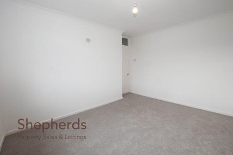 14 Manor Way, Cheshunt, Waltham Cross, EN8 8UL