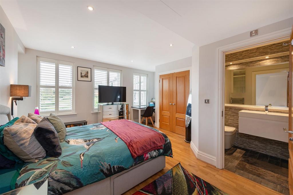 1 Aspect Court Lo-12.jpg