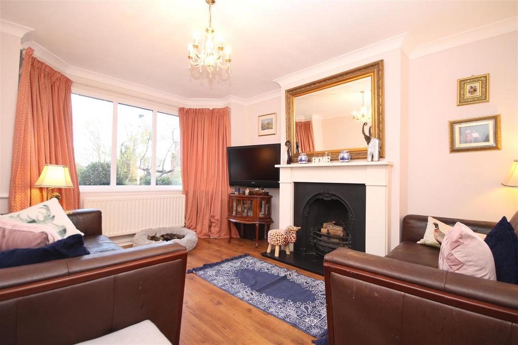 Ridgely Drive, Ponteland, Newcastle... 3 bed semidetached house £350,000