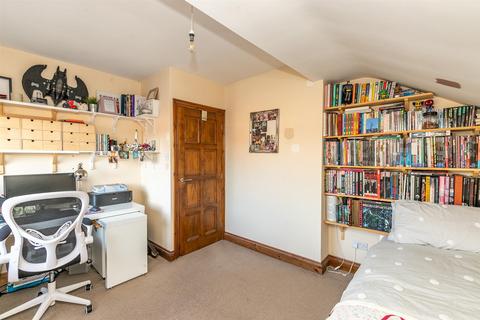 3 Barnfield Road, Woolston, Warrington, WA1 4NW
