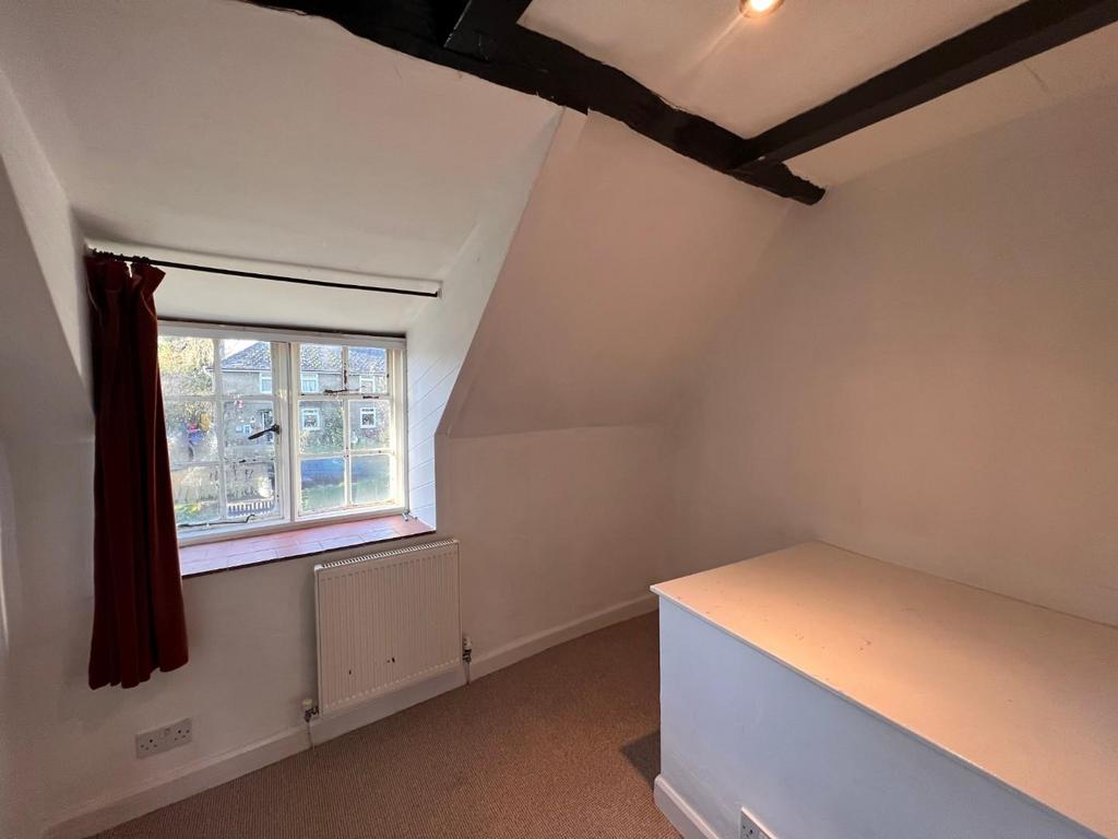 Bedroom 3.jpg