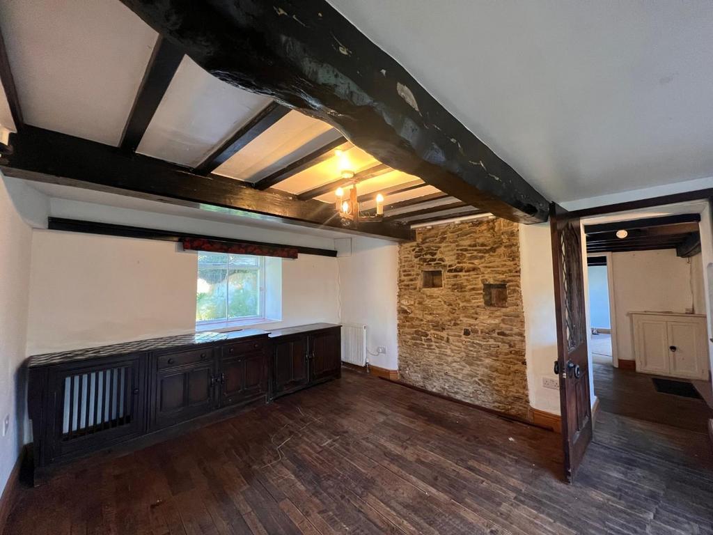 Formal Dining Room.jpg