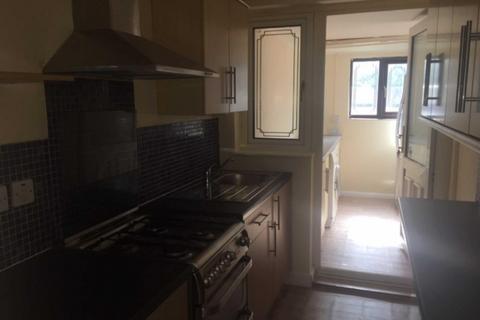 3 bedroom house for sale - Bainbridge Road, Dagenham