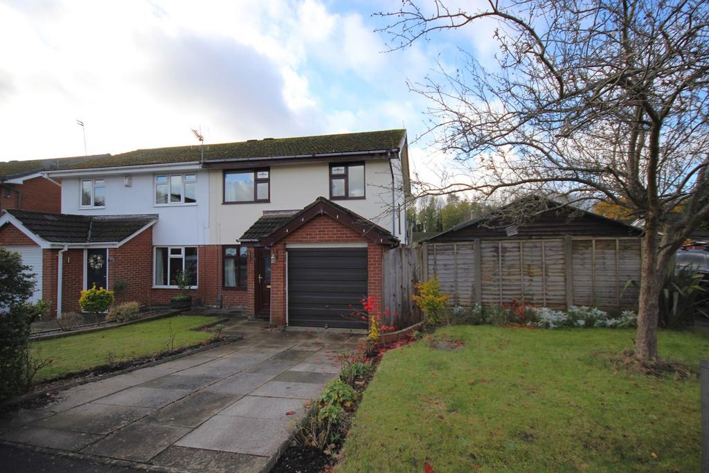 Severn Close, Widnes, Widnes, WA8 3 bed semidetached house for sale