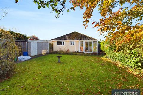 3 bedroom detached bungalow for sale - Chevin Drive, Filey, YO14 0DH
