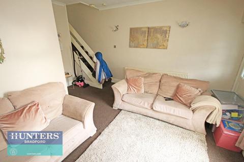 2 bedroom terraced house for sale, Vignola Terrace, Clayton, Bradford, BD14 6DX
