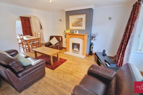 26 Austen Drive, Bramley, Rotherham, S66 2UF