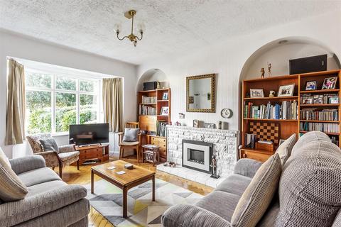 100 Upland Road, Sutton, SM2 5JB
