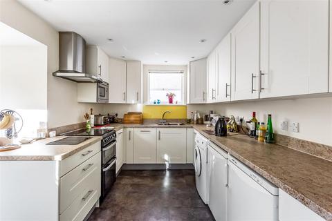 100 Upland Road, Sutton, SM2 5JB