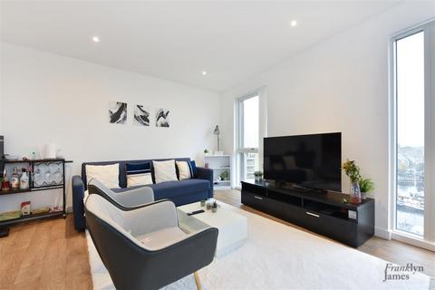 2 bedroom apartment for sale, Vitruvian Court, Rolling Mills Mews, London, E14