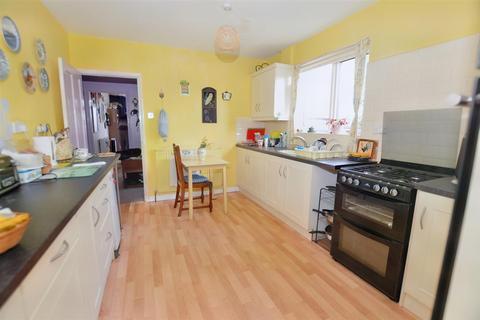 4 bedroom detached house for sale - Howards Hill, Cromer