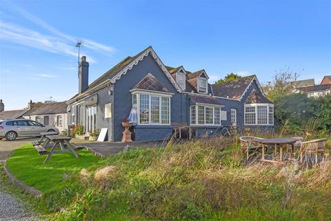Perranporth - 6 bedroom detached house for sale