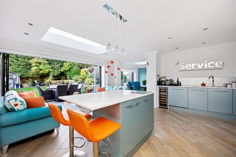 5 bedroom detached house for sale - Windmill Drive, Brighton