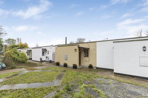 1 bedroom semi-detached bungalow for sale - Netherfield Court, Stanstead Abbotts