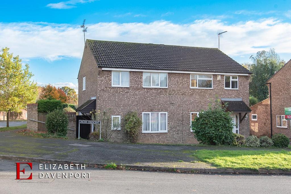 Jacox Crescent, Kenilworth 3 bed semidetached house for sale £350,000