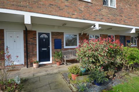 2 bedroom maisonette to rent - Brownswell Road, East Finchley, N2