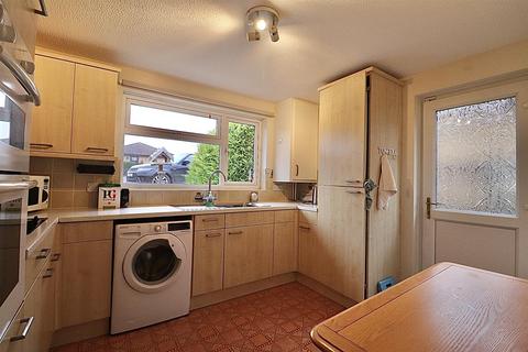 2 bedroom detached bungalow for sale - Wootton Brook Close, Northampton