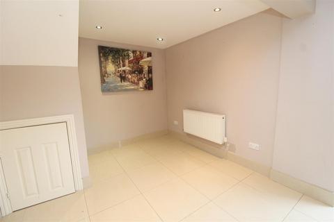 18 Allington Circle, Kingsmead, Milton Keynes, MK4 4EE