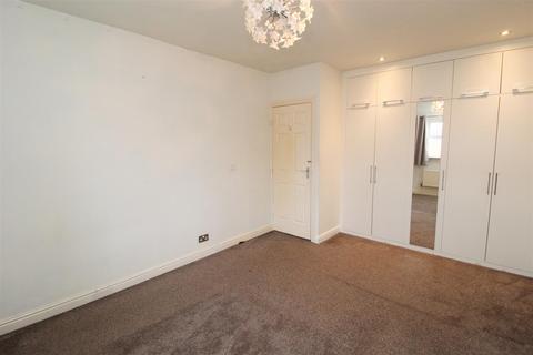 18 Allington Circle, Kingsmead, Milton Keynes, MK4 4EE