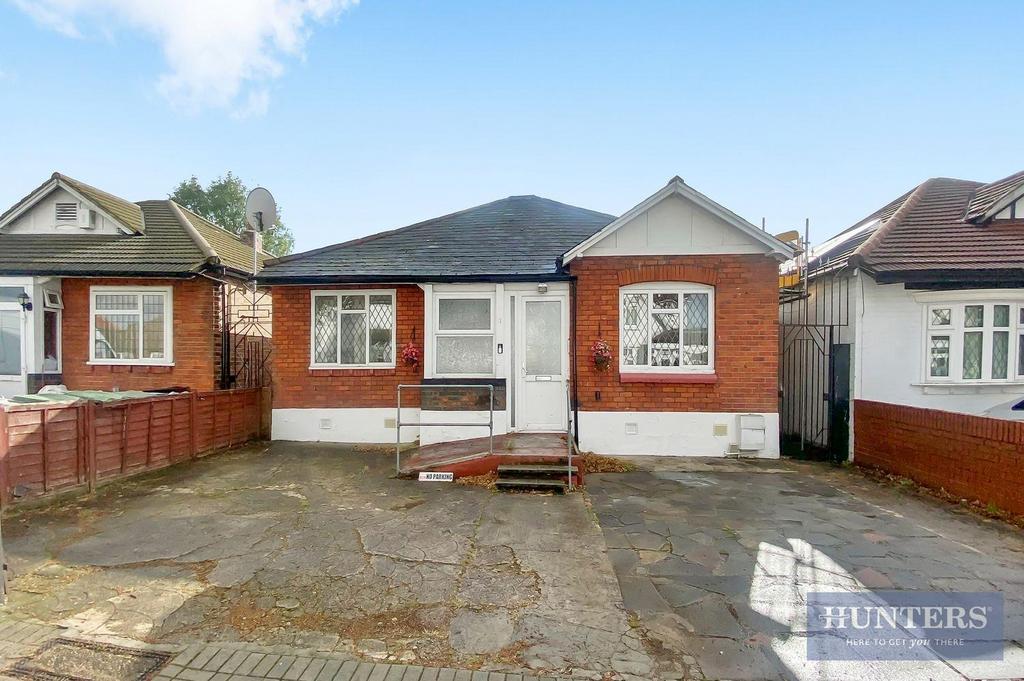 Beechcroft Gardens, Wembley 4 bed detached bungalow for sale £700,000