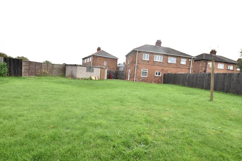 Pinchbeck Avenue, Scunthorpe 3 bed semidetached house for sale £125,000