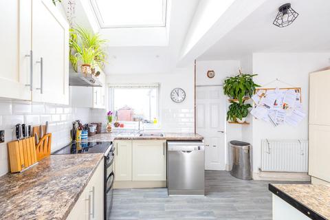 28 Avonvale Road, Bristol, BS5 9RL