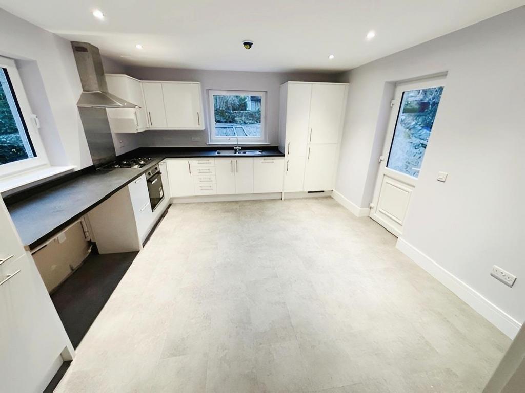 Elgin Street, Kirkcaldy 3 bed semidetached house for sale £280,000