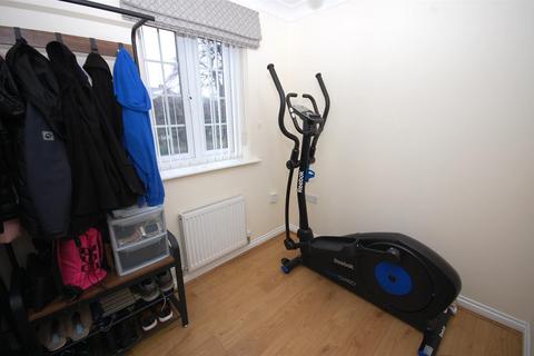 63 Scholars Gate, Garforth, Leeds, LS25 1BF