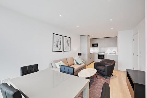 2 bedroom apartment to rent, Pinnacle Apartments, Saffron Central Square , Croydon, CR0