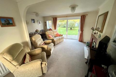 2 bedroom detached bungalow for sale - Cheswick Way, Cheswick Green, Solihull