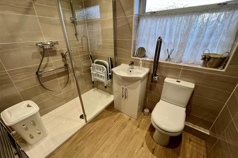 78 Cheswick Way, Cheswick Green, Solihull, B90 4HG