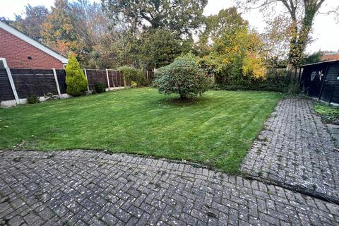78 Cheswick Way, Cheswick Green, Solihull, B90 4HG