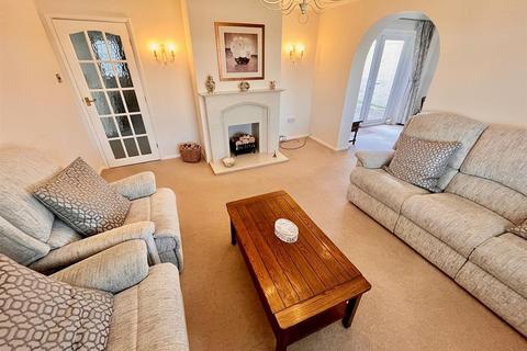 2 bedroom detached bungalow for sale, Upper Grange Crescent, Caister-On-Sea
