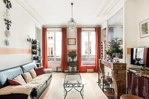 3 bedroom apartment, Paris 10ème, 75010