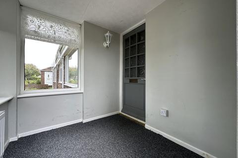 3 bedroom semi-detached house for sale - Leicester Way, Fellgate, Jarrow, Tyne and Wear, NE32 4XQ