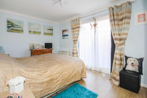 1 bedroom apartment for sale, Highfield Court, Billericay CM11