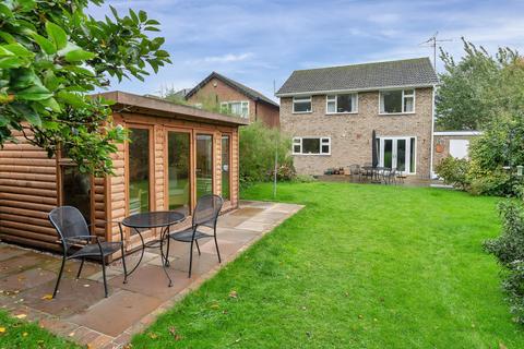 41 Beech Avenue, Bourne, PE10 9RR