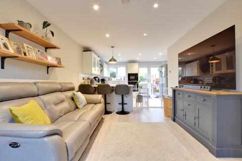 28 Doubleday Drive, Heybridge, Maldon, CM9 4TL