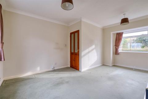 148 Ash Tree Road, Redditch, B97 6JT