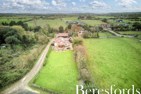 Dunton Lodge Church Road, Dunton, Brentwood, CM13 3SS