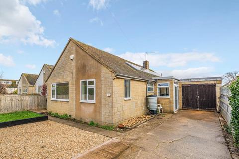 3 bedroom detached bungalow to rent, Middle Barton,  Oxfordshire,  OX7