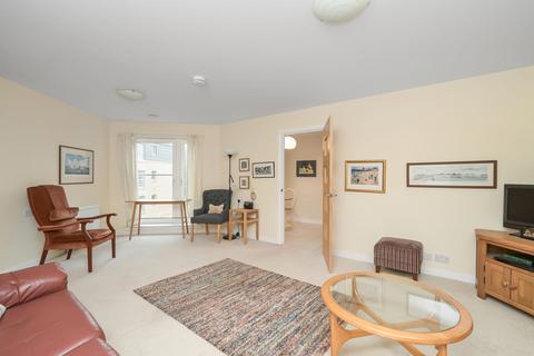 1 bedroom retirement property for sale - Flat 53 Lyle Court, 25 Barnton Grove, Edinburgh, EH4 6EZ