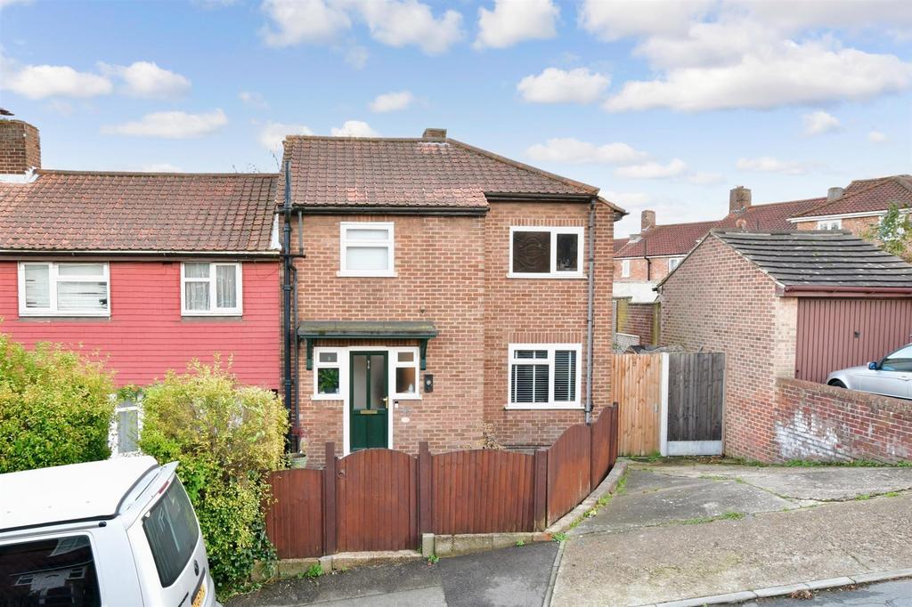 Pickwick Crescent, Rochester, Kent 3 bed end of terrace house for sale