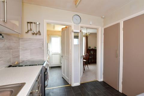 3 bedroom terraced house for sale - Ravenswood Drive, Woodingdean, Brighton, East Sussex