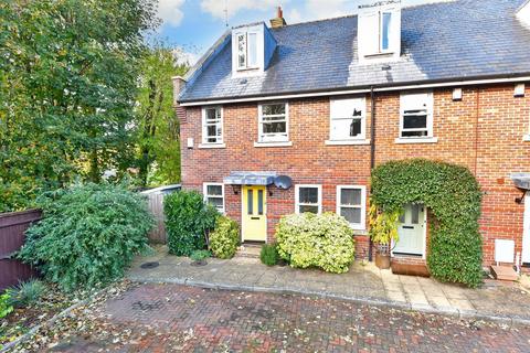 2 bedroom ground floor maisonette for sale, Wheelwrights Close, Arundel, West Sussex