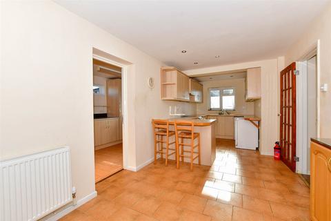 29 Brambledown, Hartley, Longfield, DA3 7ER