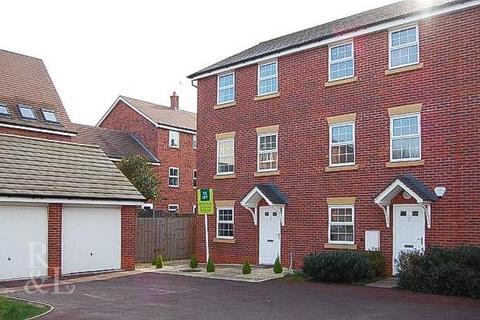 3 bedroom house to rent, Goldrill Close, West Bridgford, Nottingham, Nottinghamshire, NG2