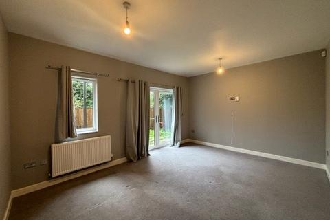 4 bedroom end of terrace house to rent, Enderleigh Mews, Nottingham, Nottinghamshire, NG3