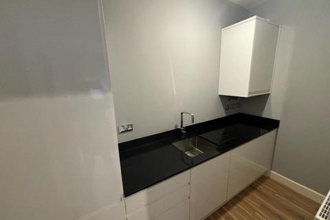 4 bedroom end of terrace house to rent, Enderleigh Mews, Nottingham, Nottinghamshire, NG3